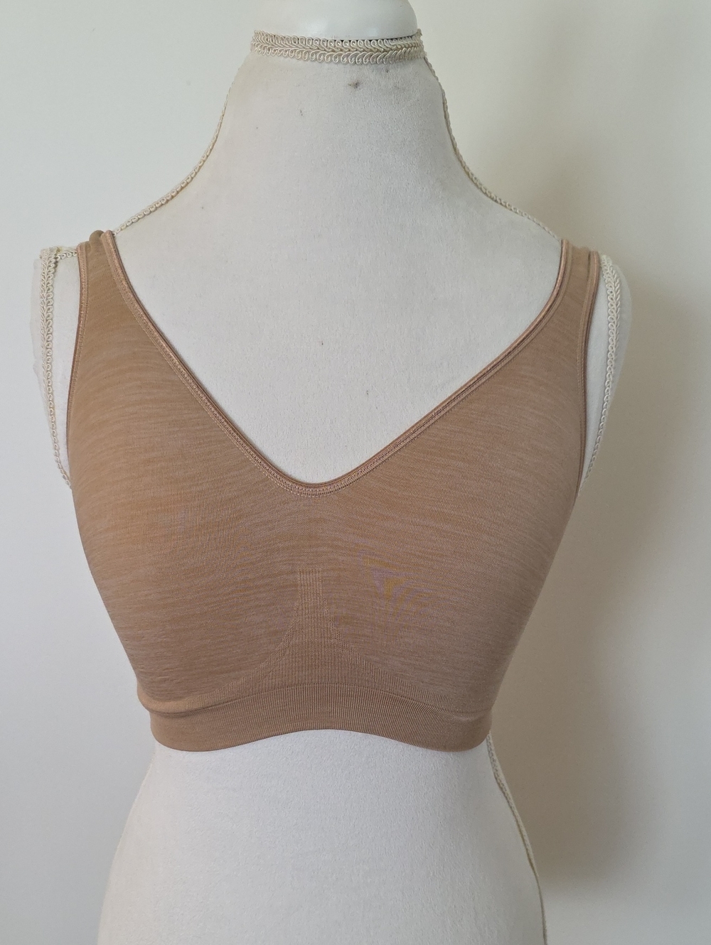 Bali Comfort Revolution ComfortFlex Fit Wirefree Bra NUDE - Large - NEW